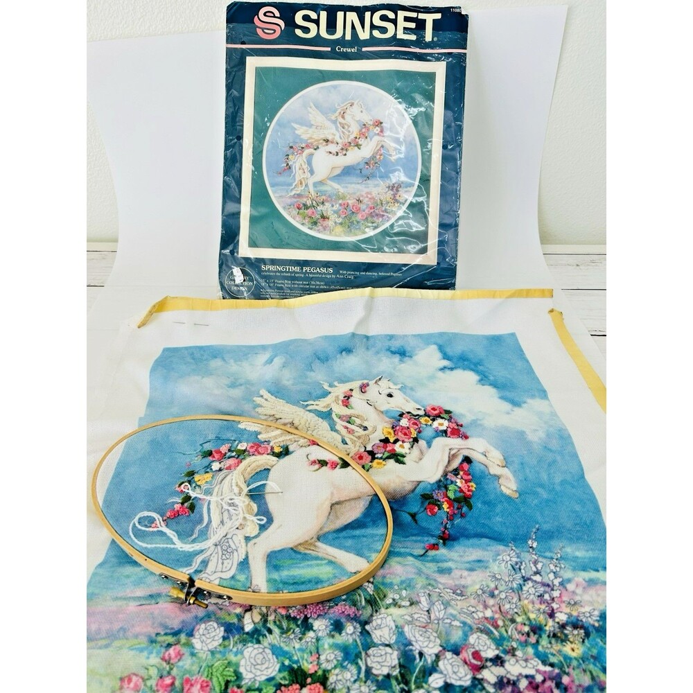Sunset Crewel Springtime Pegasus Embroidery Kit Vintage  #11080 1994 READ